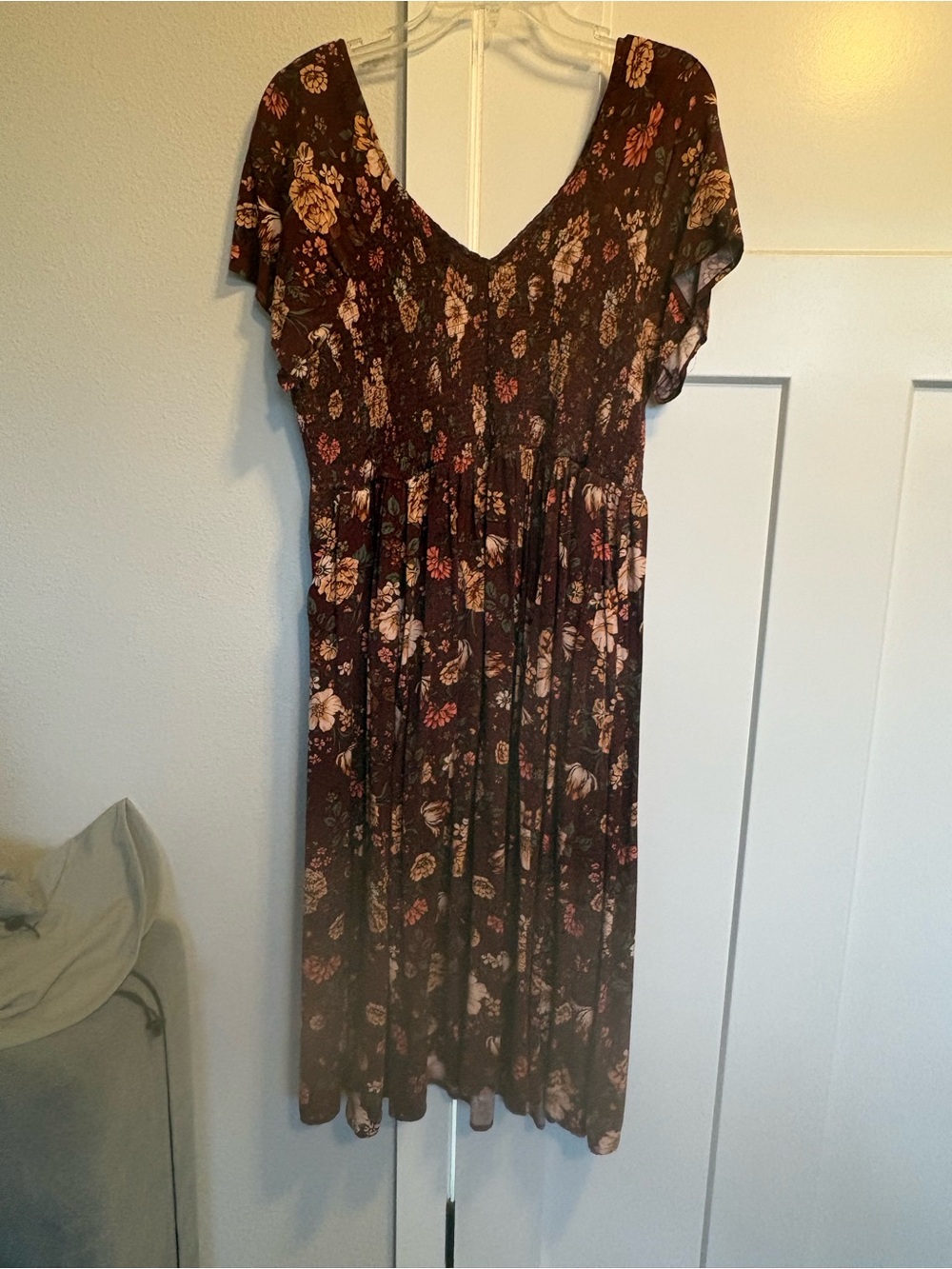 torrid Brown Floral V‑Neck Midi Dress with Pink & Cream Blooms